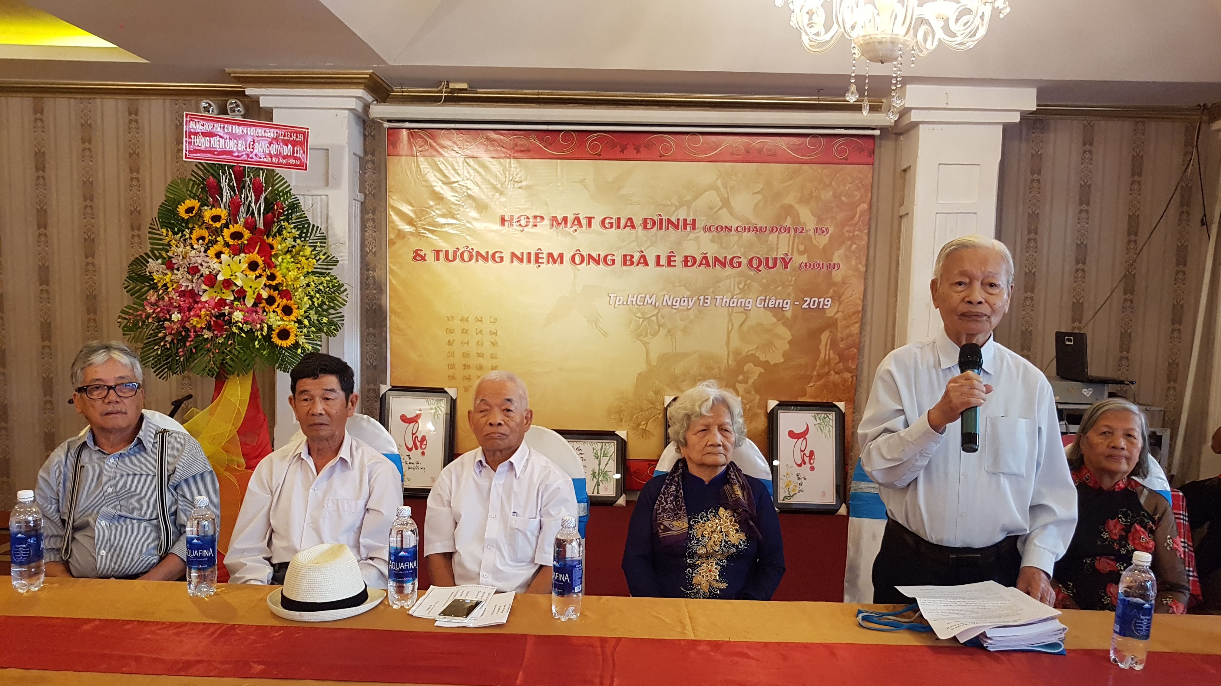 HỌP MẶT CON CHÁU (ĐỜI THỨ 12-15), TƯỞNG NIỆM ÔNG BÀ LÊ ĐĂNG QUỲ (2019)