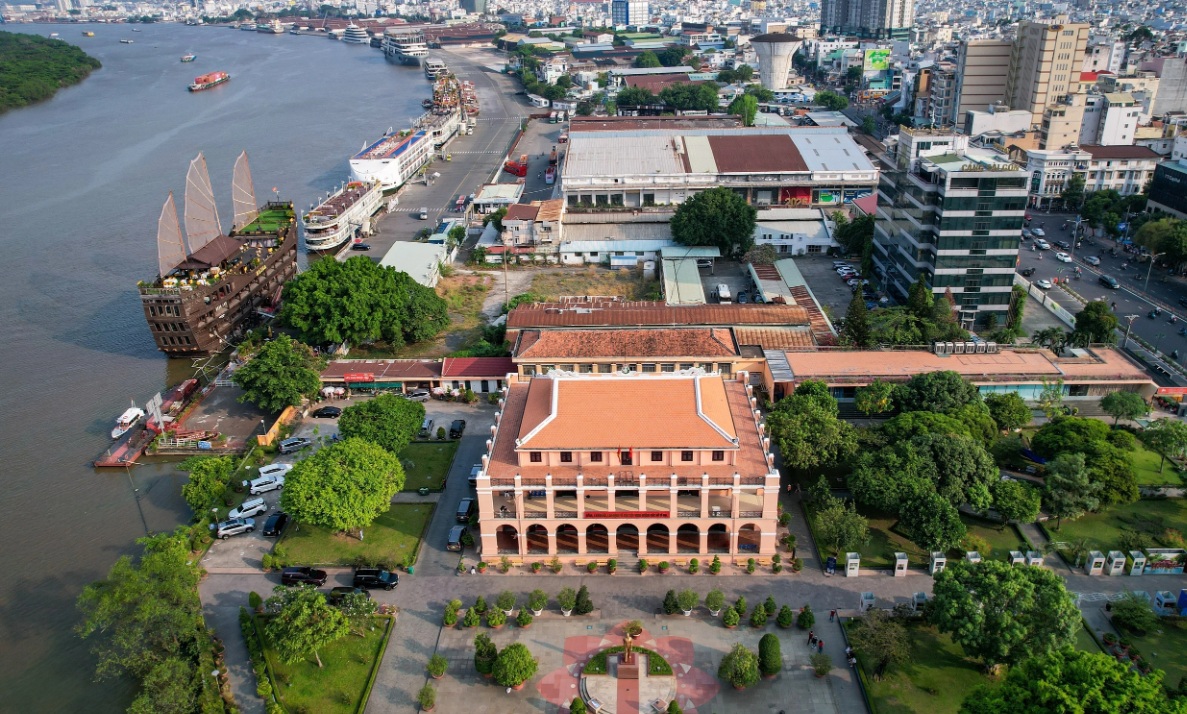 Bến Nhà Rồng