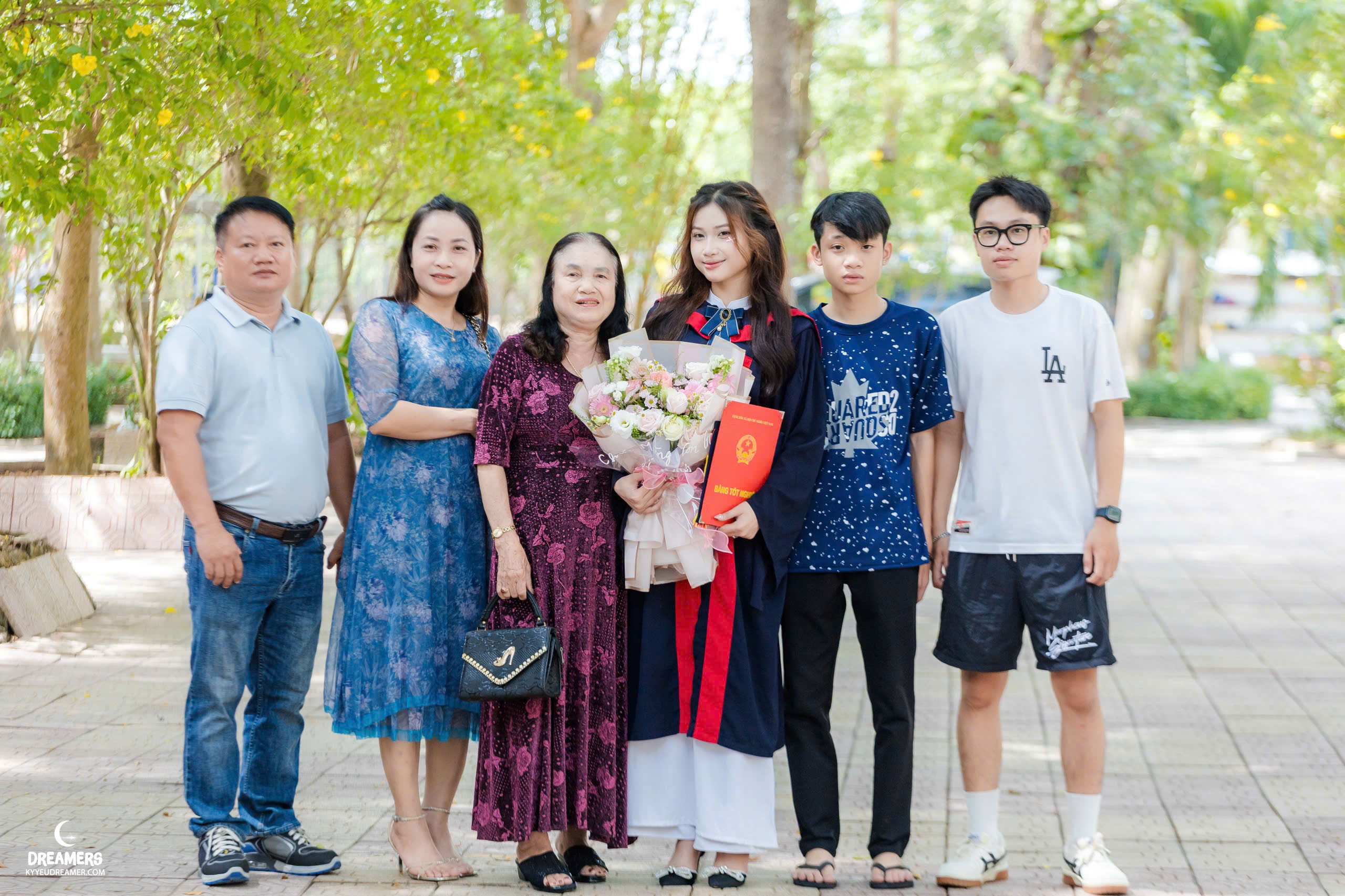 TÂN SINH VIÊN HÀ PHƯƠNG – KHỞI ĐẦU CHẶNG ĐƯỜNG MỚI